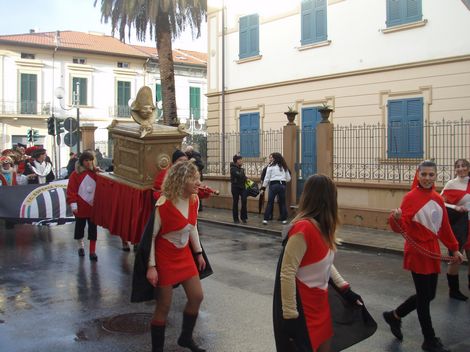 Ingrandisci la foto